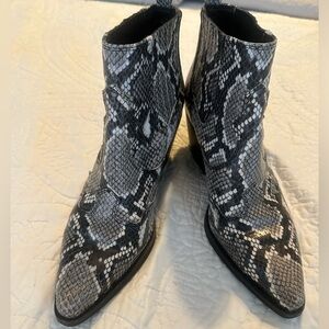 Sam Edelman Snake print boots